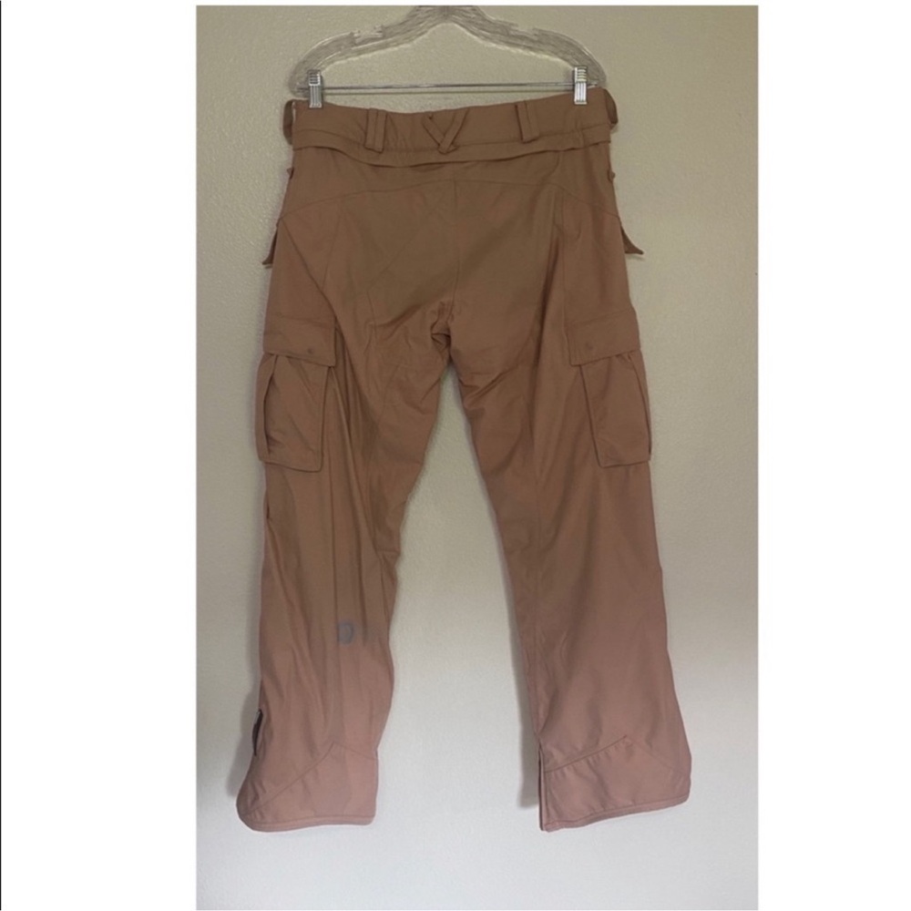 Volcom Snow Pants - Picture 2 of 8